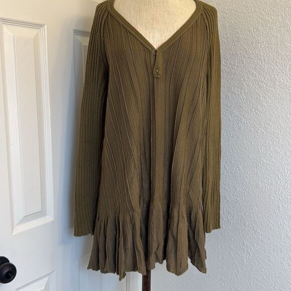 Free People ribbed tunic sweater - Picture 1 of 10